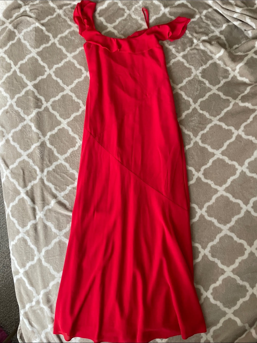 Forever 21 Red Off-Shoulder Maxi Dress